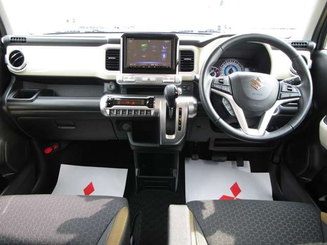 Suzuki X BEE 2019-01 15694-12