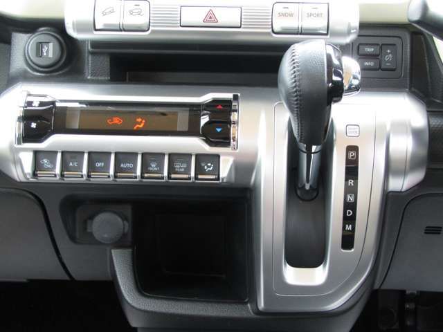 Suzuki X BEE 2019-01 15694-15