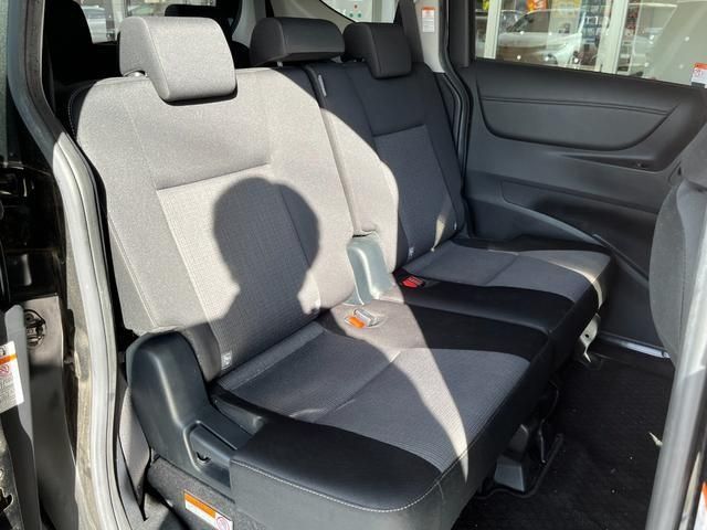Toyota SIENTA 2019-02 186306-15