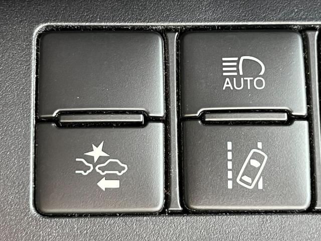 Toyota SIENTA 2019-02 186306-11