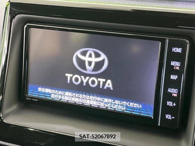 Toyota NOAH 2021-12 350309-3