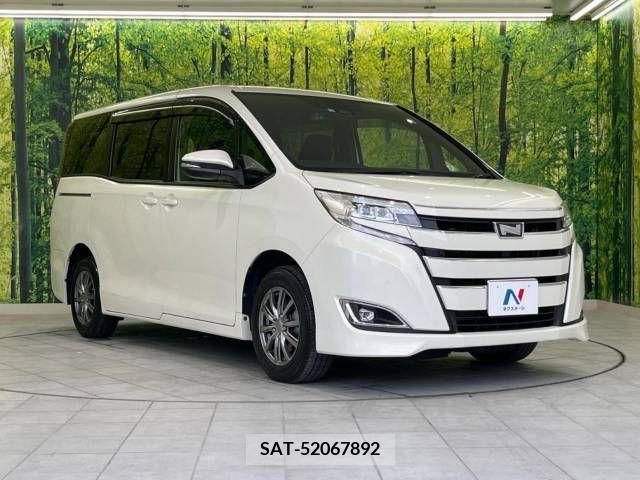 Toyota NOAH 2021-12 350309-17