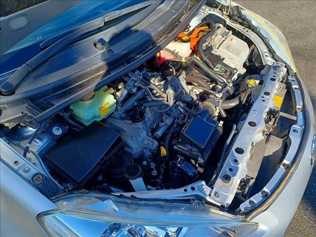 Toyota AQUA 2012-12 194035-26
