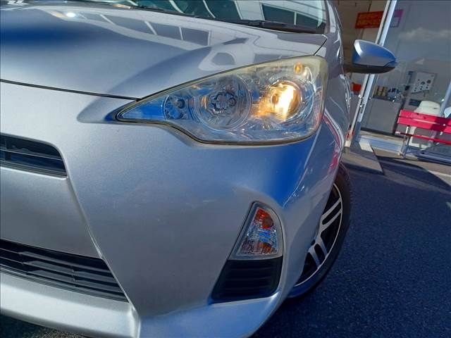 Toyota AQUA 2012-12 194035-27