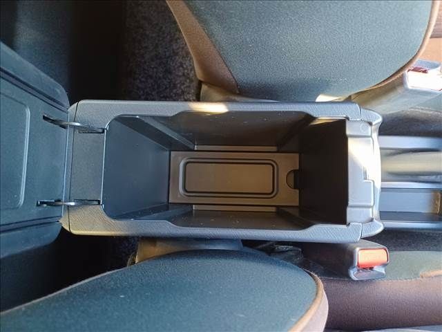 Toyota AQUA 2012-12 194035-15