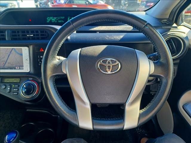 Toyota AQUA 2012-12 194035-16