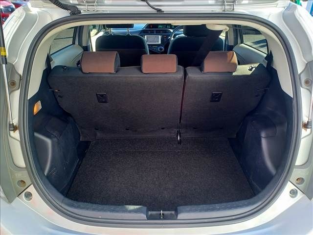 Toyota AQUA 2012-12 194035-5