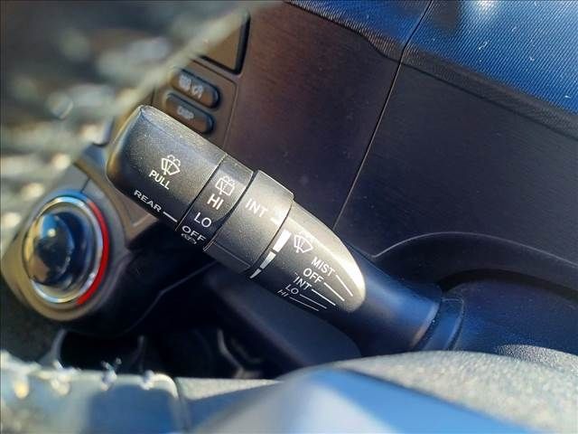 Toyota AQUA 2012-12 194035-18