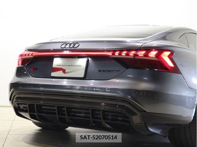 Audi E-TRON 2021-11 201357-6