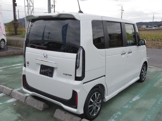 Honda N BOX CUSTOM 2023-11 196028-6