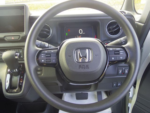 Honda N BOX CUSTOM 2023-11 196028-7
