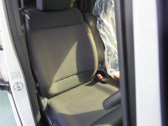 Honda N BOX CUSTOM 2023-11 196028-11