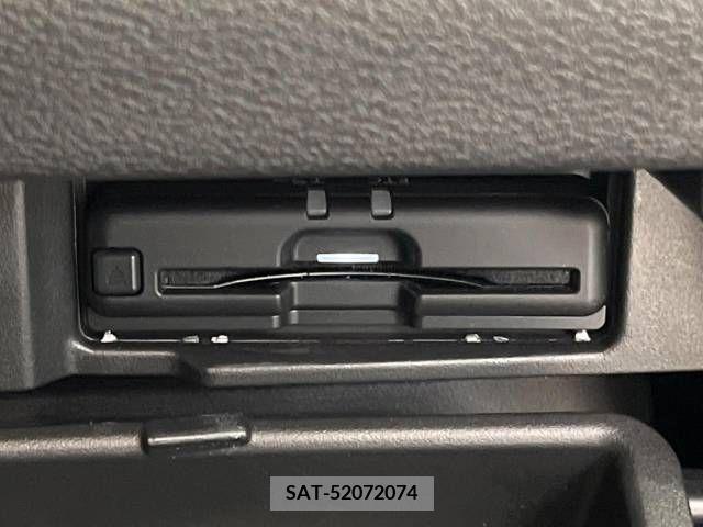 Nissan SERENA 2019-09 238457-6