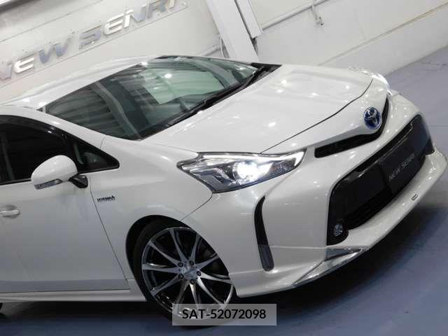 Toyota PRIUS ALPHA 2015-02 243656-3
