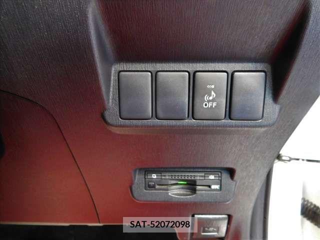Toyota PRIUS ALPHA 2015-02 243656-10