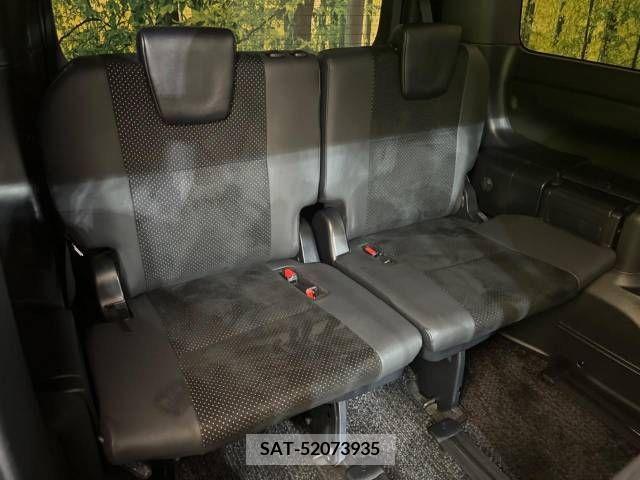 Toyota VOXY 2021-04 340249-10