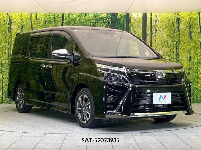 Toyota VOXY 2021-04 340249-17