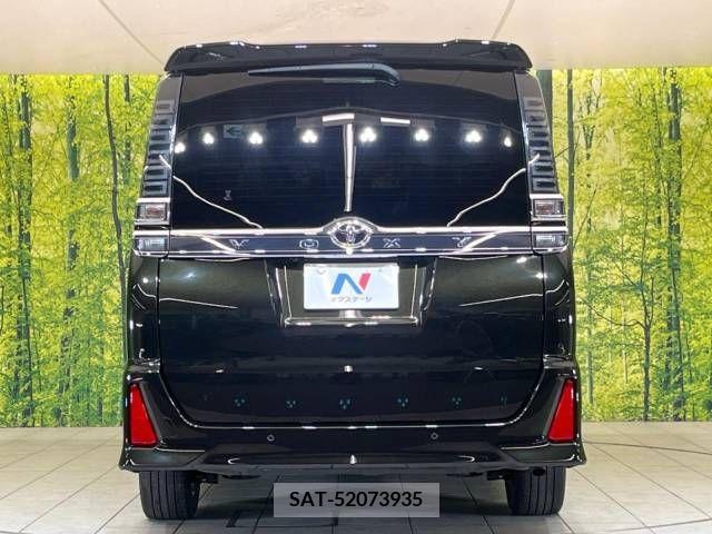 Toyota VOXY 2021-04 340249-16