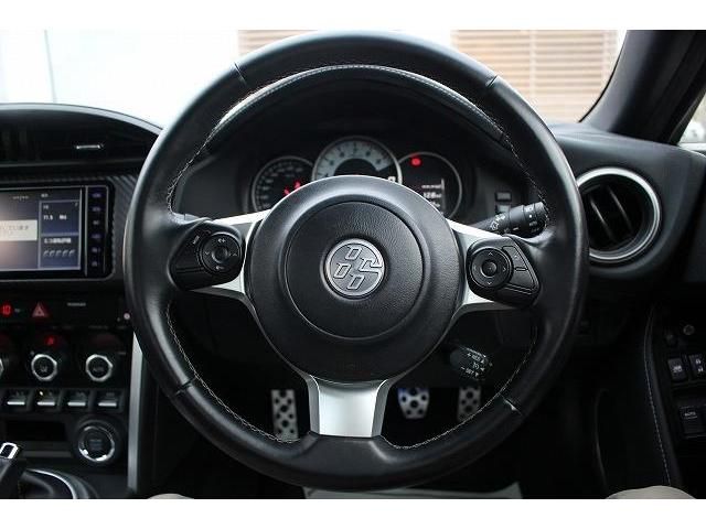 Toyota 86 2020-11 15055-15