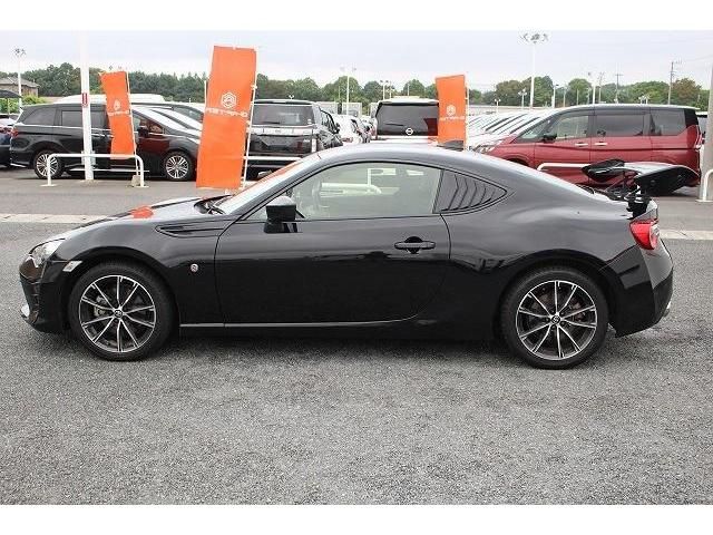 Toyota 86 2020-11 15055-6