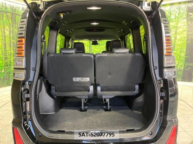 Toyota VOXY 2021-02 219694-11
