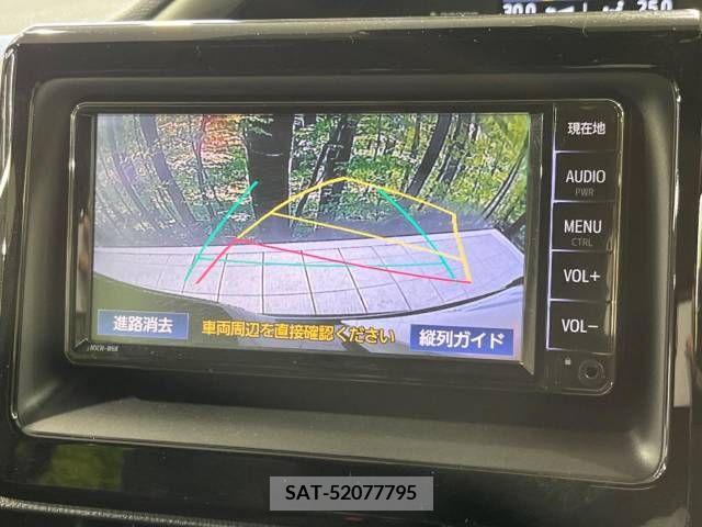 Toyota VOXY 2021-02 219694-3