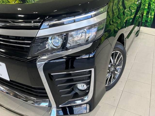 Toyota VOXY 2017-01 191199-12