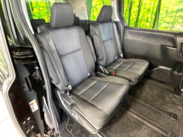 Toyota VOXY 2017-01 191199-8
