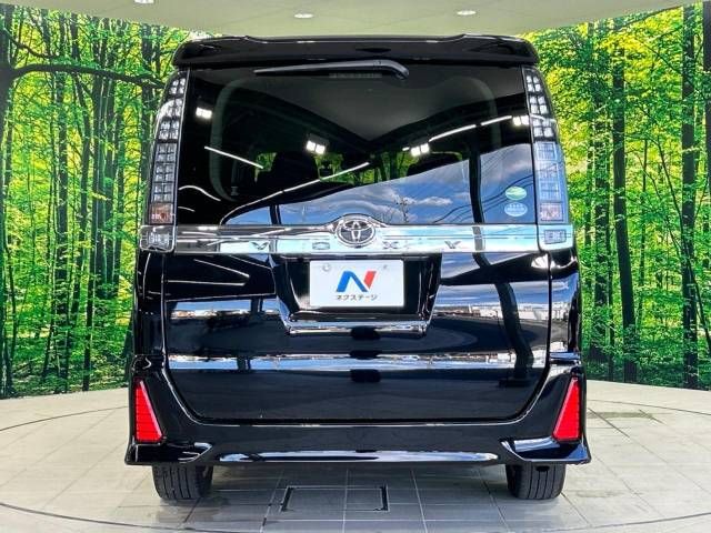 Toyota VOXY 2017-01 191199-15