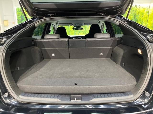 Toyota PRIUS PHV 2017-08 18128-10