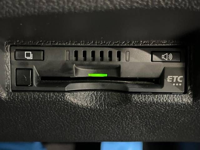 Toyota PRIUS PHV 2017-08 18128-6