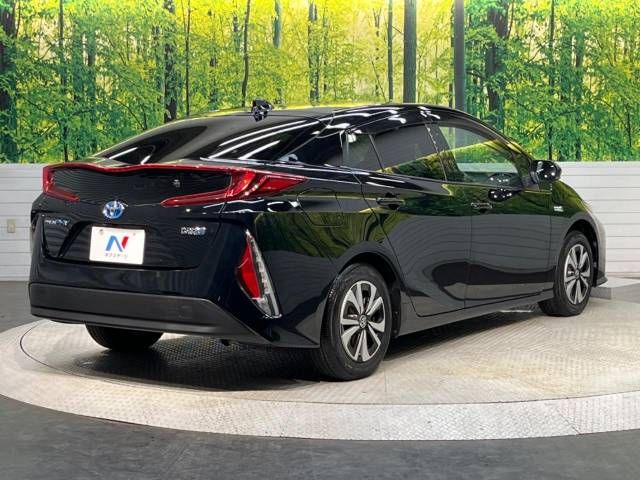 Toyota PRIUS PHV 2017-08 18128-16