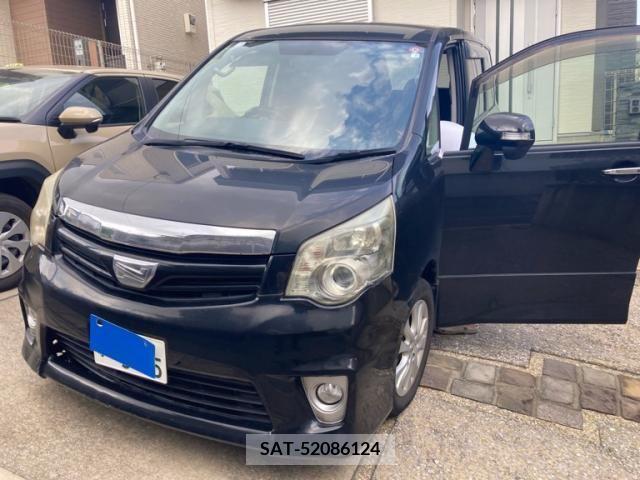 Toyota NOAH 2011-08 392839-2