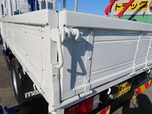 Mazda TITAN 2012-09 181417-18