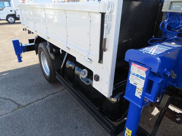 Mazda TITAN 2012-09 181417-14