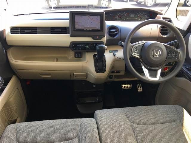 Honda N BOX 2017-12 5684-1