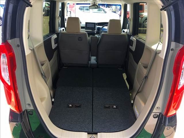 Honda N BOX 2017-12 5684-6