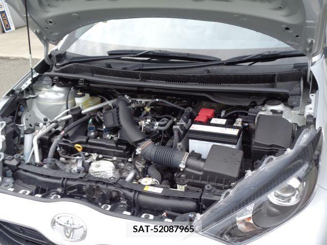 Toyota YARIS 2020-10 202025-19