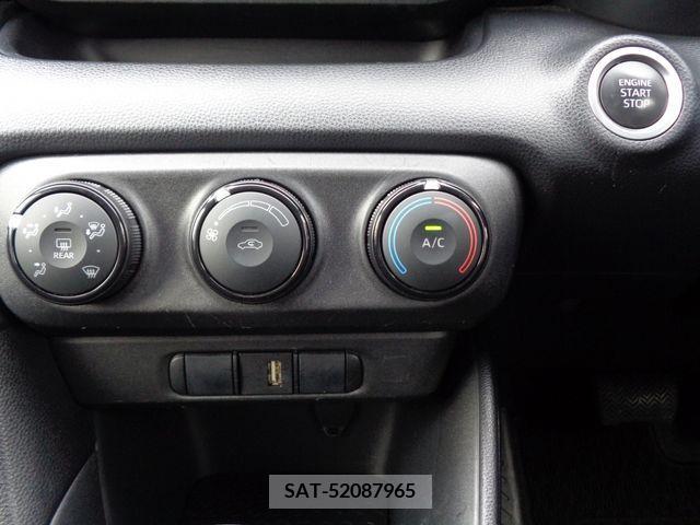 Toyota YARIS 2020-10 202025-8