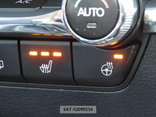 Mazda MAZDA3 2019-09 301076-12