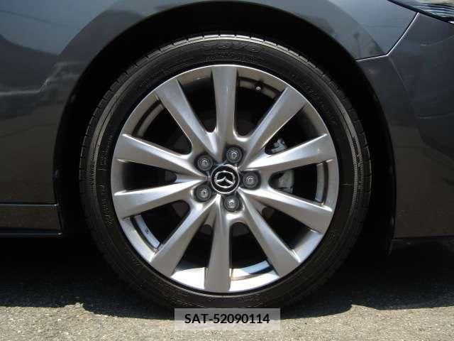 Mazda MAZDA3 2019-09 301076-7