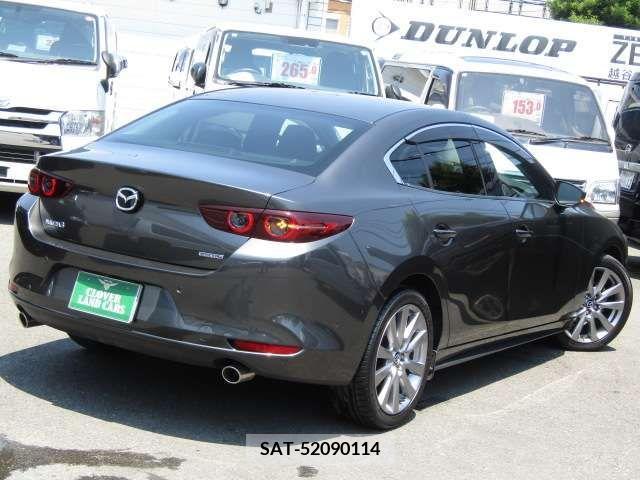 Mazda MAZDA3 2019-09 301076-3