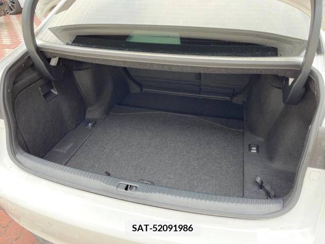 Lexus IS 2014-05 297921-10