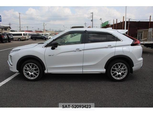 Mitsubishi ECLIPSE CROSS 2022-04 359531-8