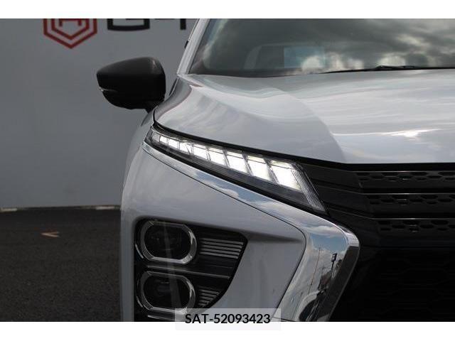 Mitsubishi ECLIPSE CROSS 2022-04 359531-11