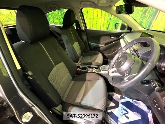 Mazda DEMIO 2018-03 208898-8