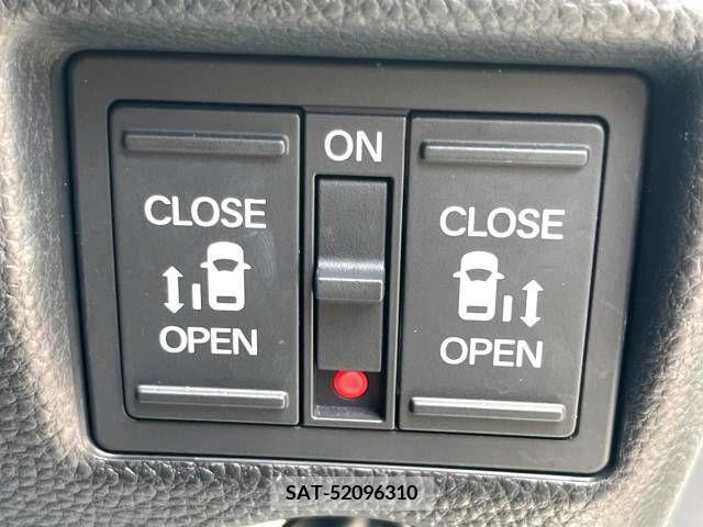 Honda N BOX CUSTOM 2019-11 352323-4