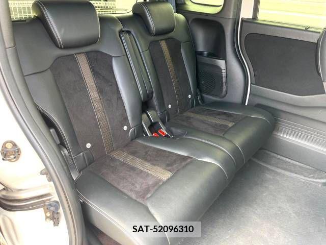 Honda N BOX CUSTOM 2019-11 352323-13
