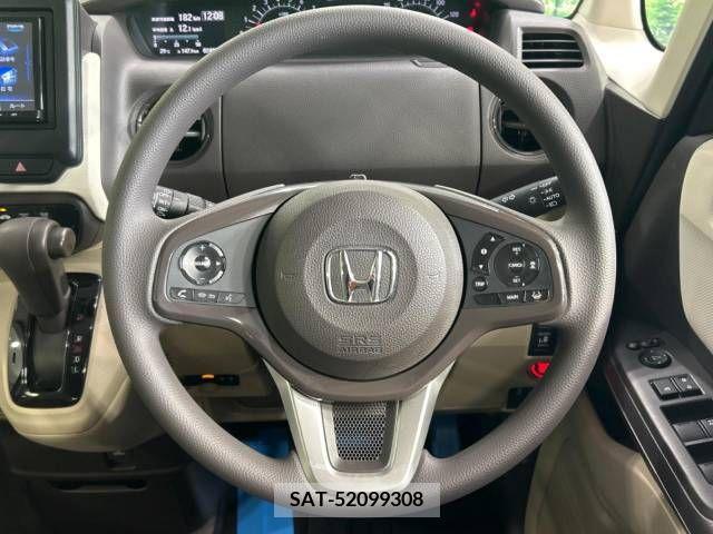 Honda N BOX 2019-05 278641-11
