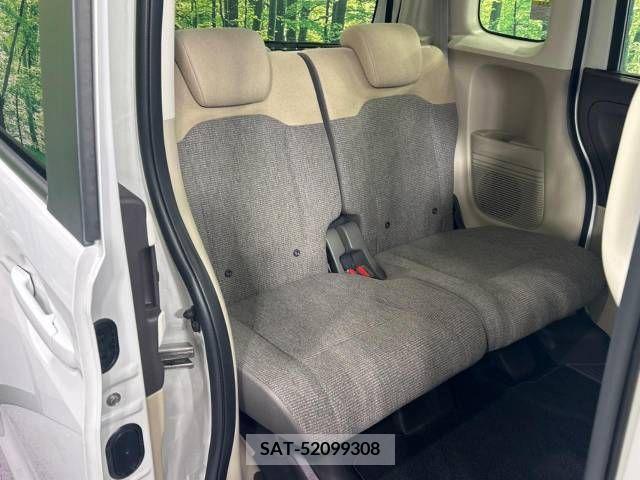 Honda N BOX 2019-05 278641-9